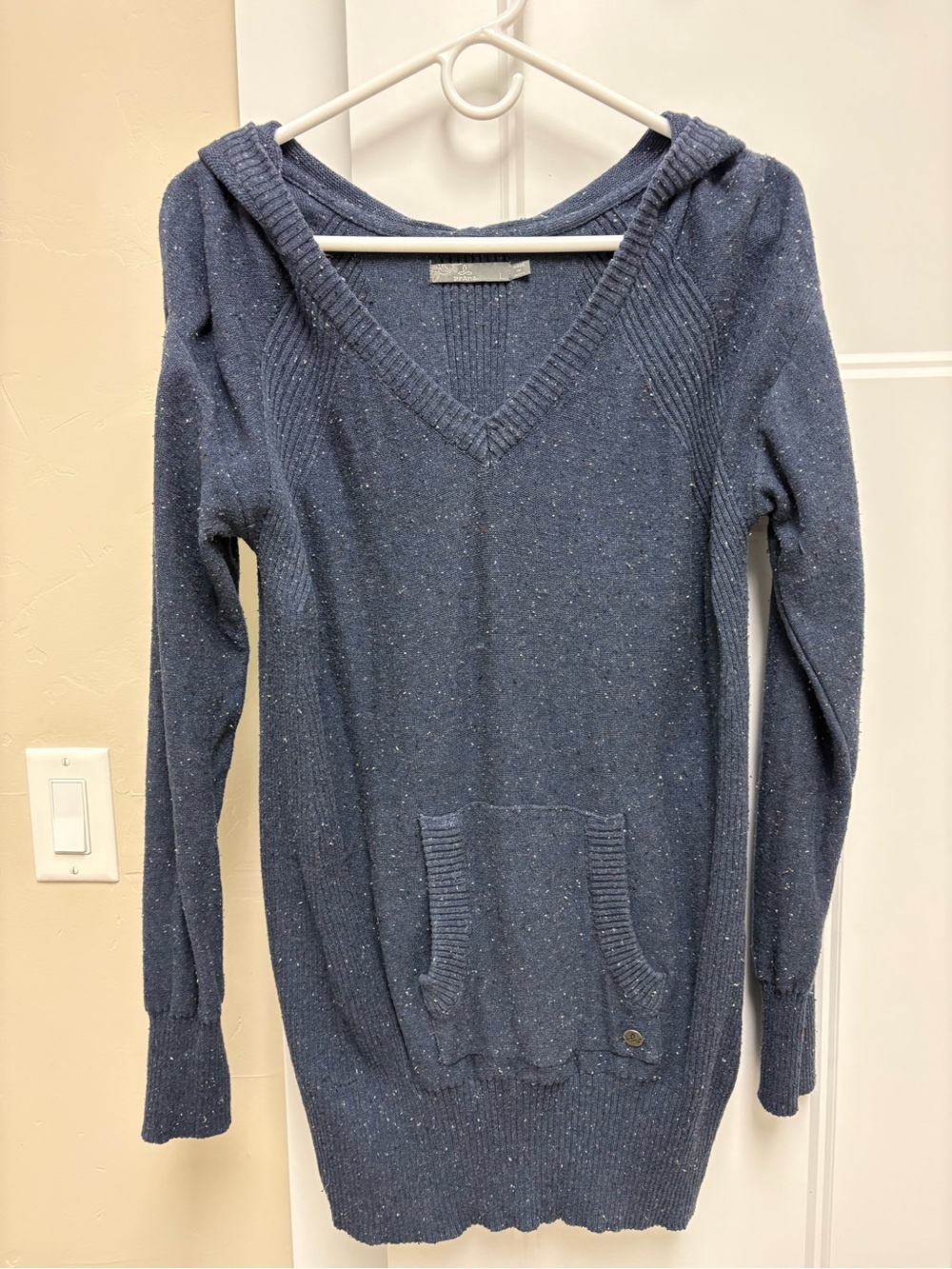 Prana Navy Speckled V-Neck Longline Sweater with Front Pocket